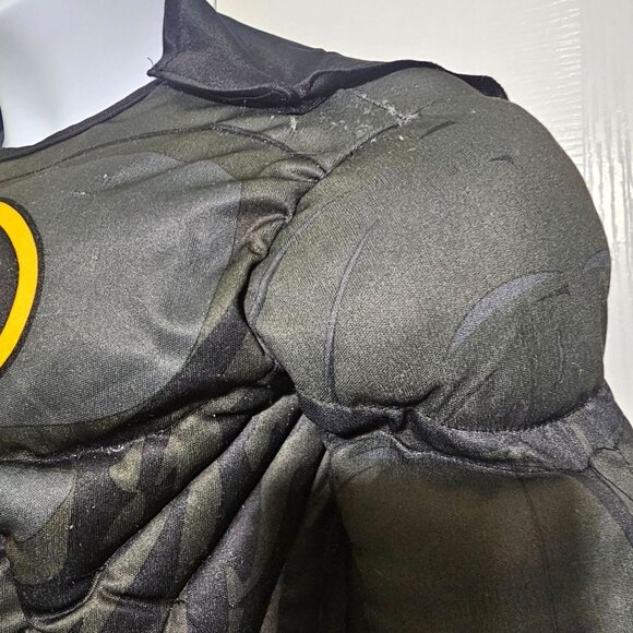 Batman Kids Muscle Costume Boys 8-10 DC Comics Mask Cape Gauntlets Halloween Boy - Picture 9 of 12